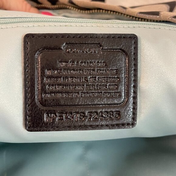 Coach Backpack F24365 Signature C Logo Black Gray Silver Large Metallic Outline - Picture 8 of 8